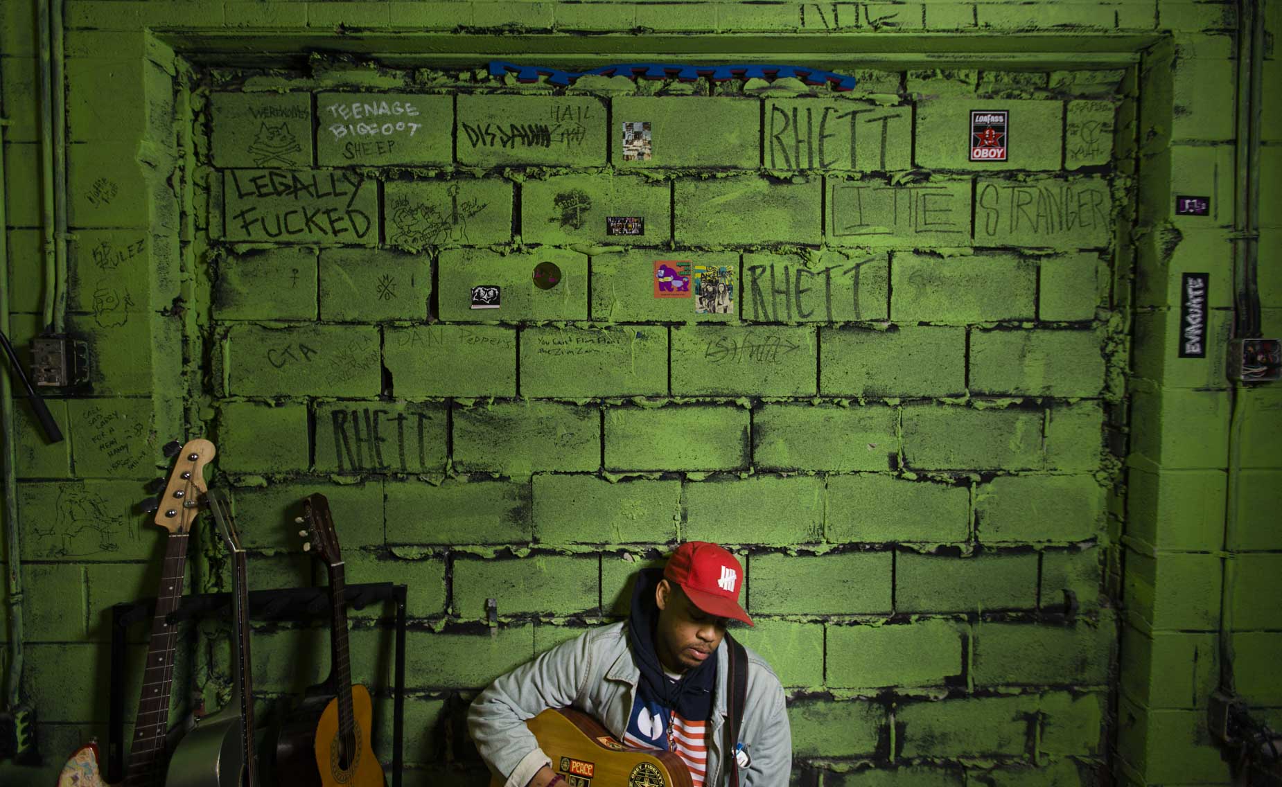 Musician Portraits: Philadelphia Creative Portrait Photographer: Zave Smith